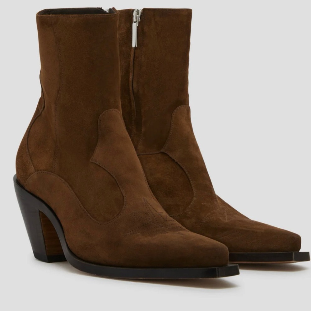 Brown Cowboy Western Boots with Suede and Pointed Toe